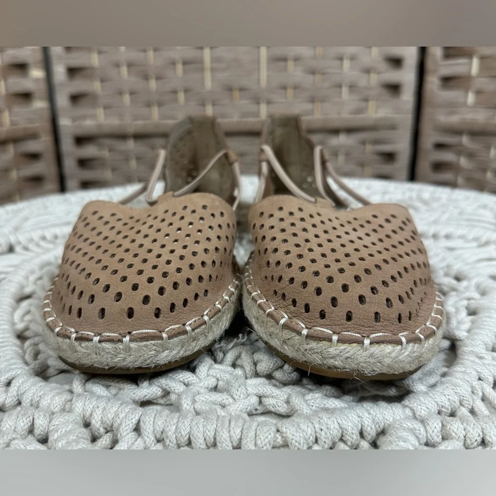 Eileen Fisher Women’s Perforated Lee 2 Espadrille Flats - Size 5